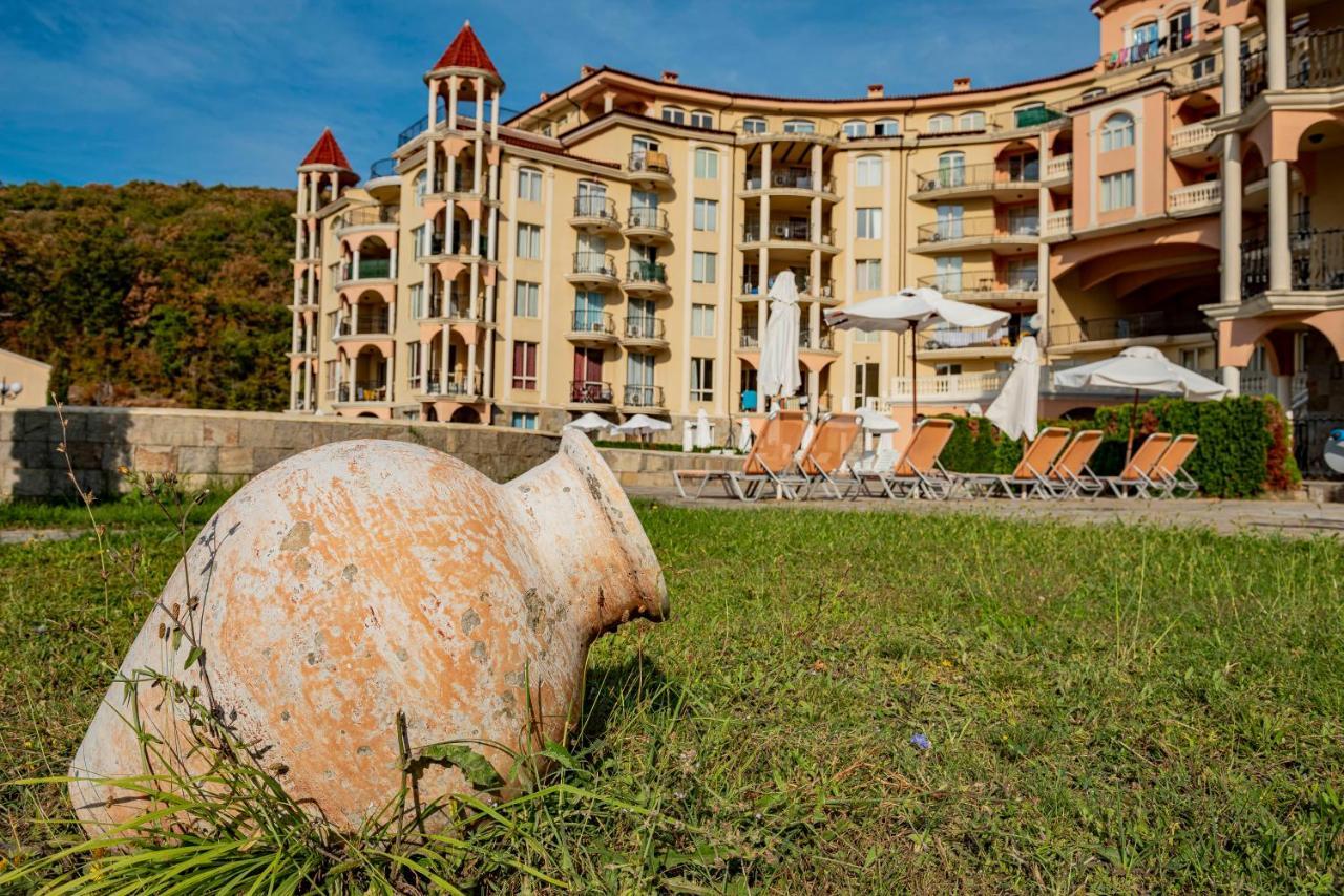 Menada Negresco Apartments 埃勒尼特 外观 照片